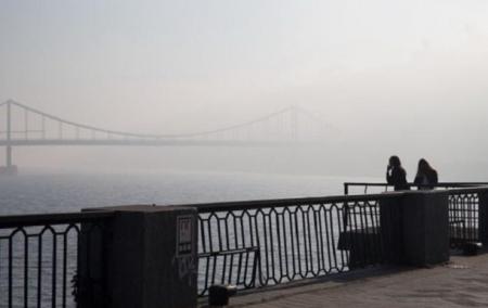 В Киеве объявлен первый уровень опасности из-за густого тумана