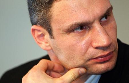 Кличко поддержит любой вариант решения вопроса Тимошенко