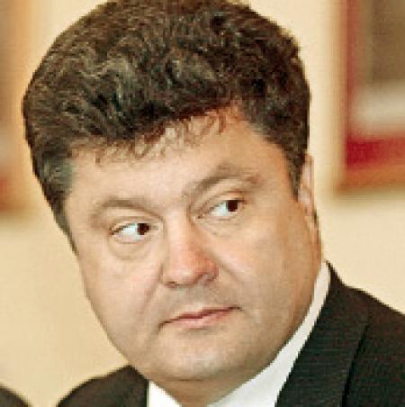 Порошенко пожаловался, что государство на него давит