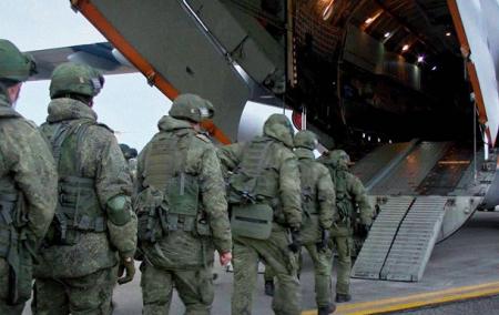 Розміщення російських військ у Казахстані не вплине на її плани щодо України, - Axios