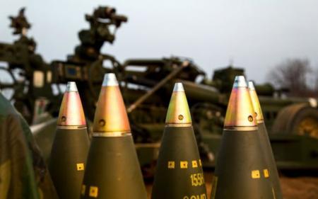 Росія виробляє для війни з Україною втричі більше снарядів, ніж США та Європа, - CNN