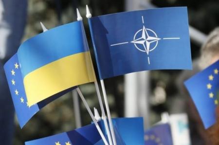 Кулеба розповів, що заважає Україні вступити до НАТО