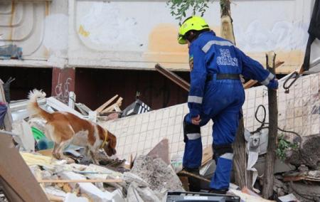 Правоохранители рассматривают две версии взрыва в киевской многоэтажке