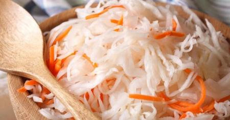 Як квасити капусту: найпростіший, перевірений рецепт, який перейшов у спадок