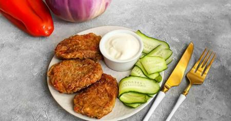 Оладки з баклажанів: оригінальний рецепт для сніданку