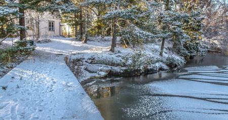 555070b9771d20933473afb26c7475b6_04.12.25