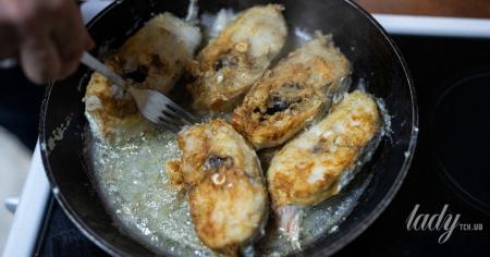 Не прилипне до пательні: як правильно смажити рибу, щоб мати ідеальну хрустку скоринку