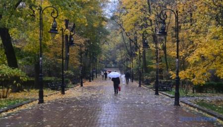 В Україні 27 листопада очікується невеликий дощ, вдень до +12°