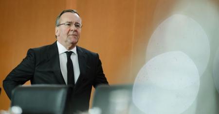 7e9fea00e18d9a8fb5eb2c4a0f9b8af0_15.10.25