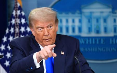 Трамп знову приміряє роль миротворця: обіцяє швидко владнати кризу в Азії