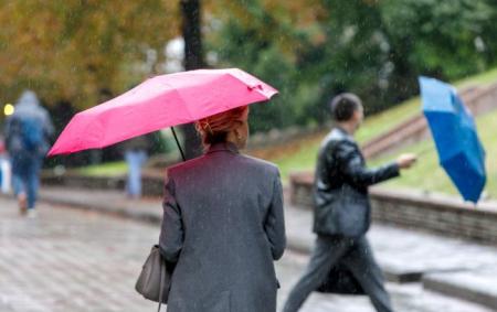 _parasolka_doshch_osin_park_kiyiv_2024_kirill_chubotin_ukrinform__future_publishing_via_gettyimages_2177557939__1__a5ccd09fd6c96b22e1485115ff31f081_650x410_23.11.25