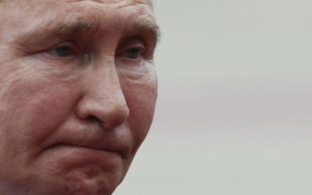 Telegraph: Путін має намір скоротити військові витрати з наступного року на тлі загрози рецесії для економіки