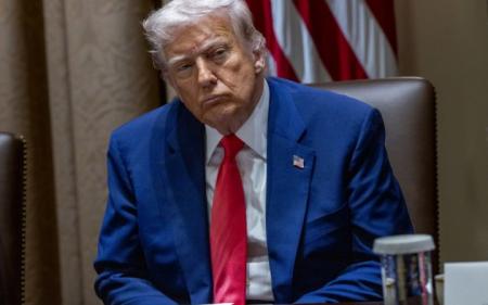 trump_dumaet