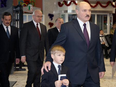 Лукашенко не собирается передавать власть по наследству