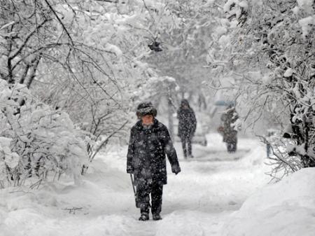 Снег не отпускает Украину: погода на 27 марта