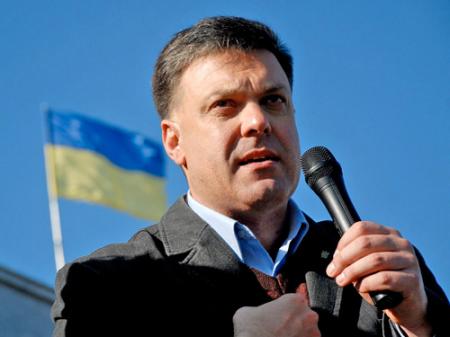 Тягнибок надеется, что евроассоциация уберет «совок» из сознания украинцев