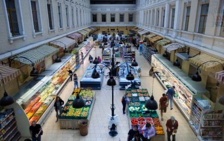 Бідні чи багаті: українці оцінили рівень власного добробуту