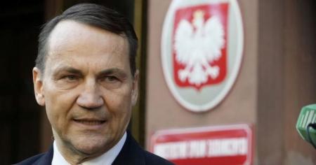 Україна переносить частину виробництва дронів та ракет до Польщі: заява Сікорського