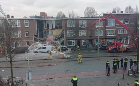 В жилом доме в Нидерландах взорвался газ: люди оказались под завалами