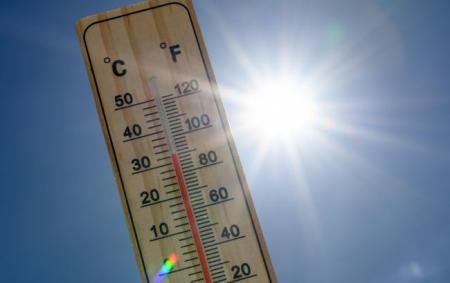 Спекотний серпень: синоптики дали прогноз на останній місяць літа