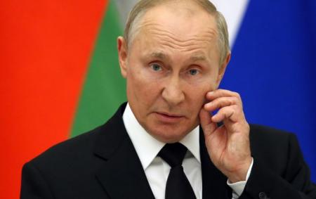 Путіна можуть вбити або відсторонити його ж оточення, - екс-керівник розвідки Британії