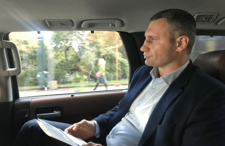 Кличко объяснил свое заявление о возможном запрете на движение частного транспорта в Киеве