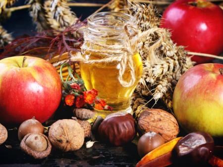 Медовый, яблочный и ореховый Спасы: история и традиция