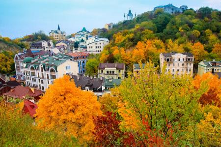 kiev-city-autumn-vozdvizhenka-district-capital-ukraine-b_19.09.21