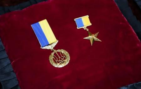 Загиблим захисникам острова Зміїний присвоять звання Героя України