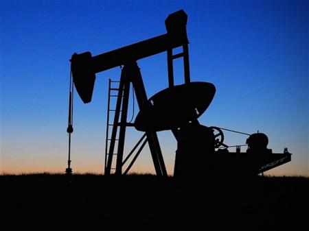 Нефть ушла в минус: эксперт рассказал, что будет дальше