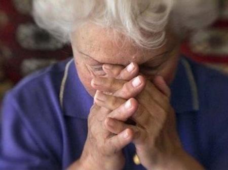 В Украине участились разбойные нападения на пенсионеров: как обезопаситься от преступников