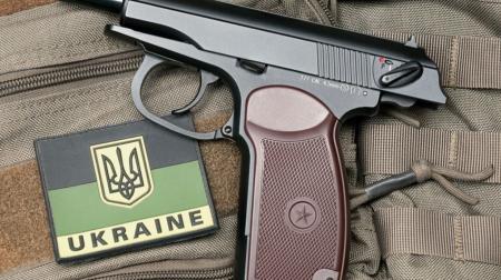 Эстония передала ВСУ 2400 пистолетов Макарова