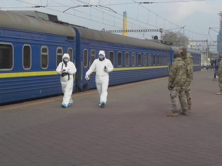 В Киев из Москвы приехал спецпоезд с украинцами 
