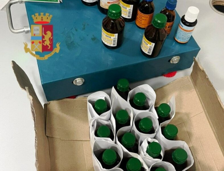 Українець продавав контрабандні ліки в Італії