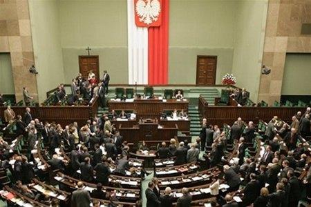 Правительство Польши отчиталось за первый год пребывания у власти