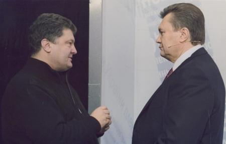Жесткие вопросы известного волонтера президенту Порошенко