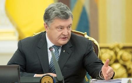 Порошенко: Украина тратит на оборону почти 6% ВВП 