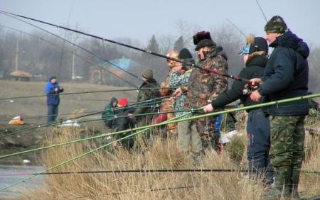 В Украине вводится запрет на ловлю рыбы: как рыбачить, не нарушая закон