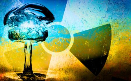 Порошенко призвали восстановить ядерный статус Украины 